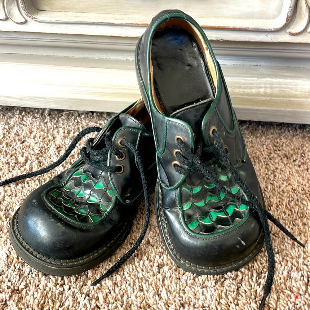 Vintage TUK leather “Clown” shoes